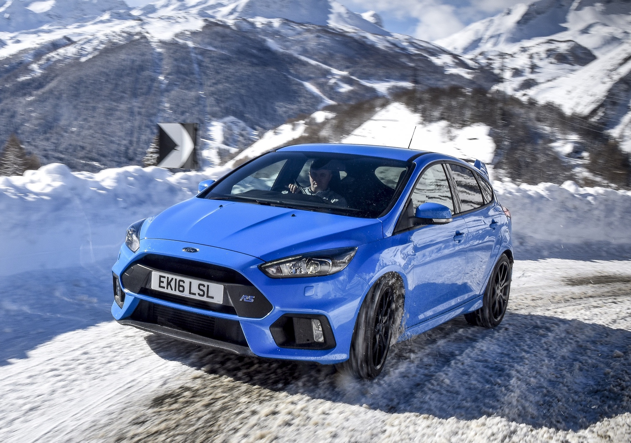 Next Ford Focus RS to come with hybrid powertrain – report