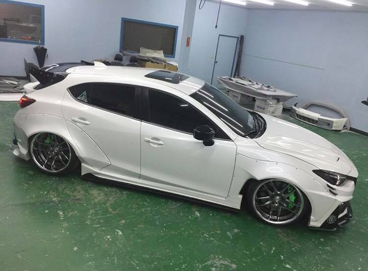 Mazda3 given crazy widebody treatment by JGTC