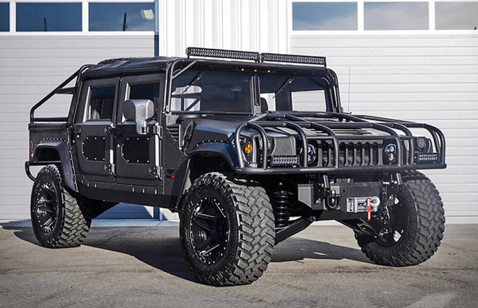 Mil Spec Automotive Reinvents The Hummer H1 Fits 500hp Duramax Performancedrive - humvee mg set roblox