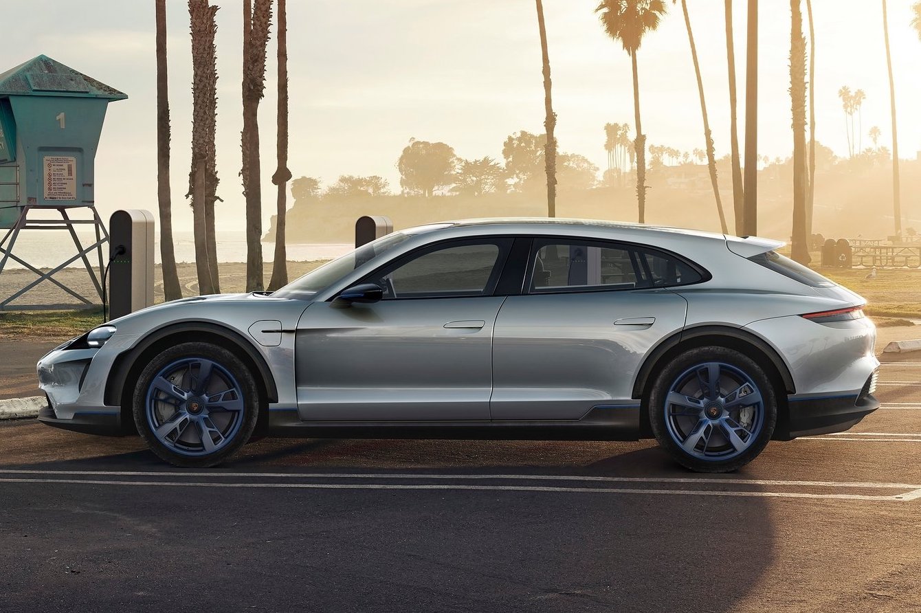Porsche Cayenne Coupe coming in 2019 – report