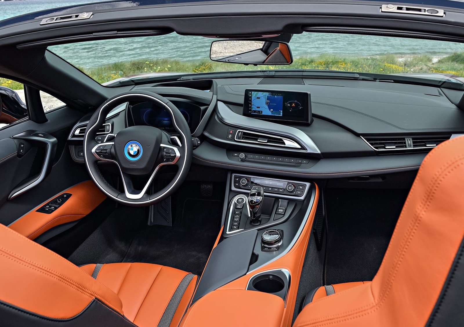 2021 BMW  i8  Roadster Coupe LCI update now on sale in 