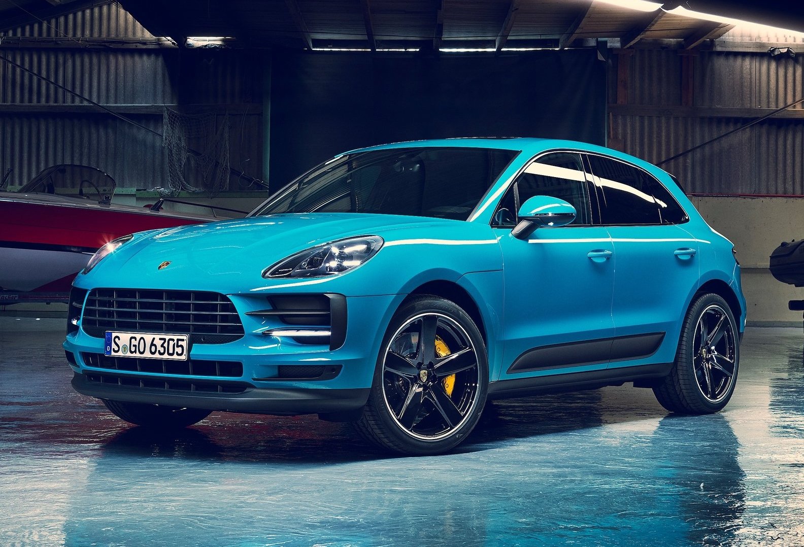 Porsche macan miami blue