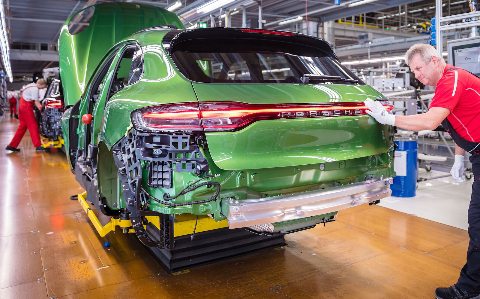 2019 Porsche Macan production commences at Leipzig plant