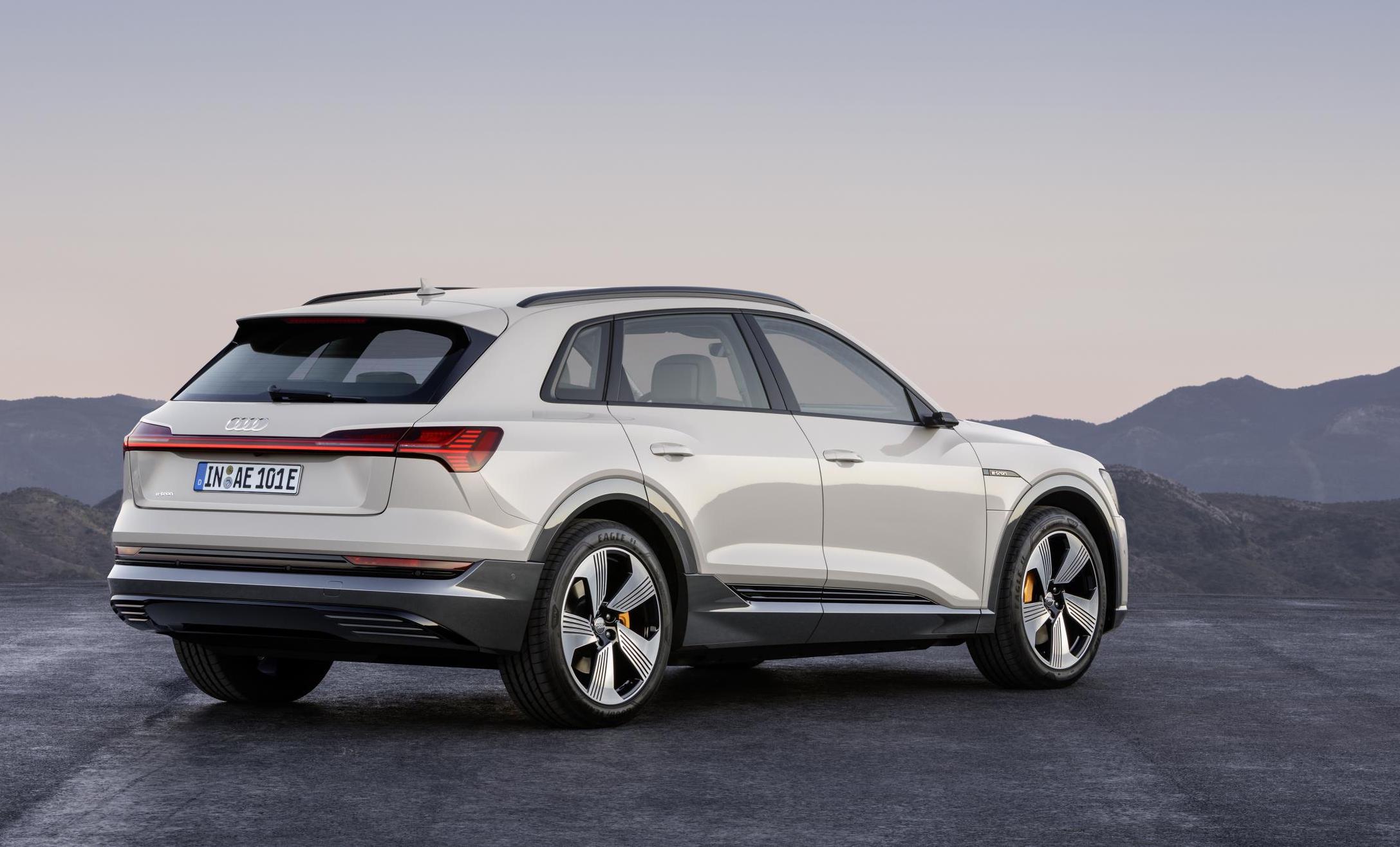Audi etron fully electric SUV unveiled PerformanceDrive
