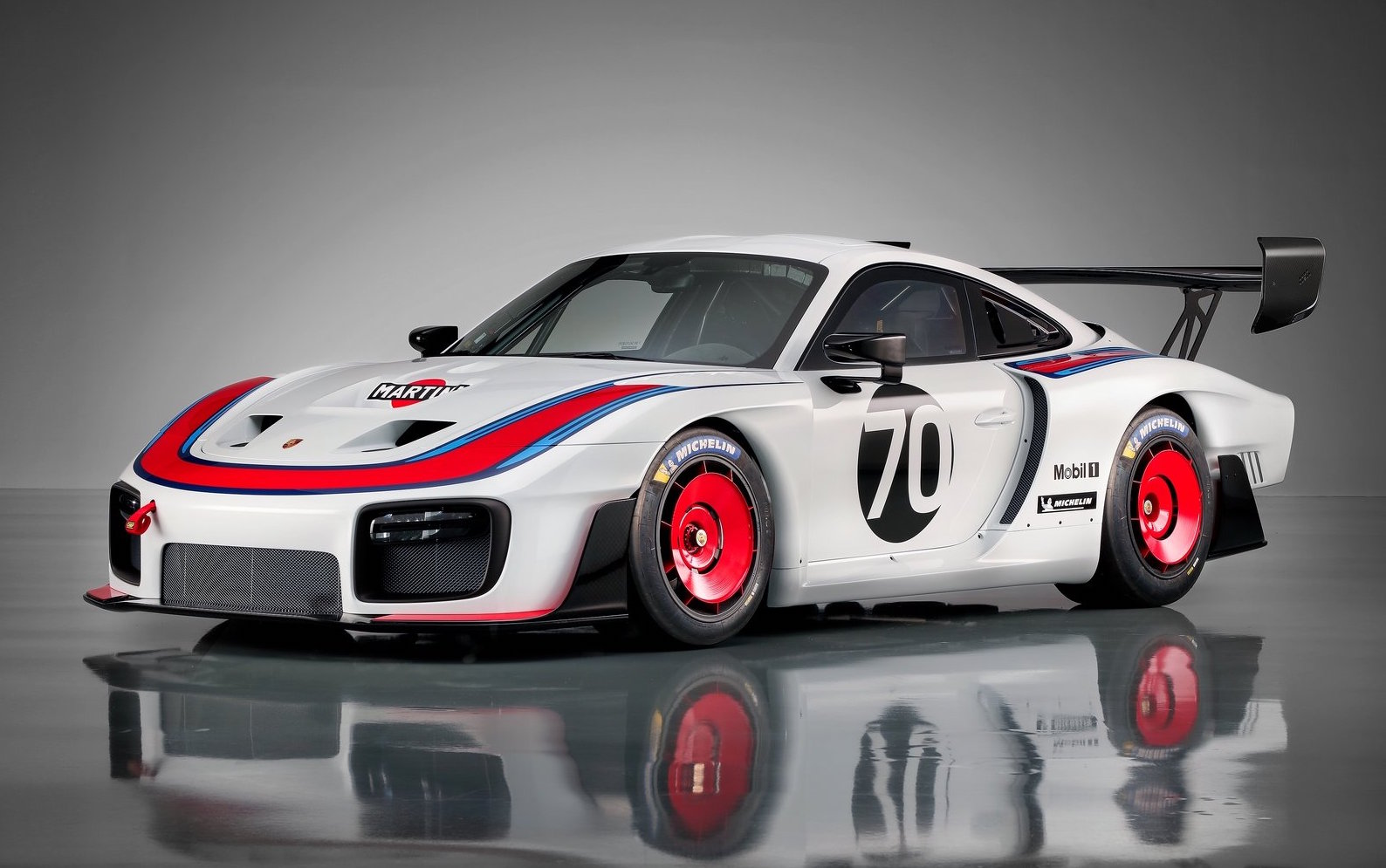 2019 Porsche 935 revealed, limited production available
