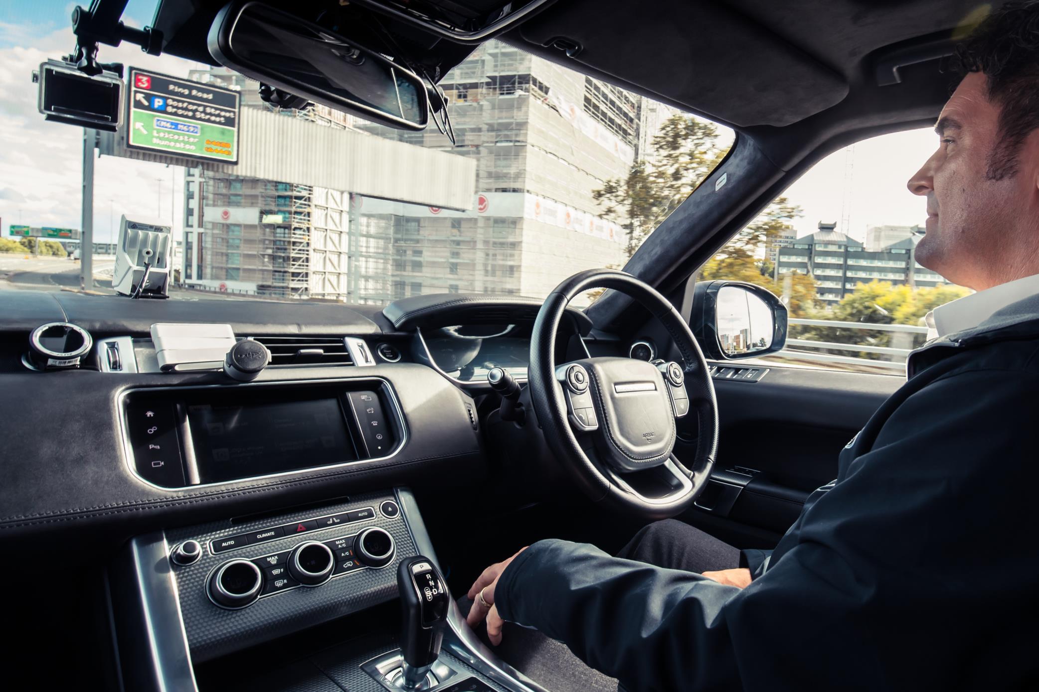 Jaguar Land Rover to offer autonomous cars by 2028