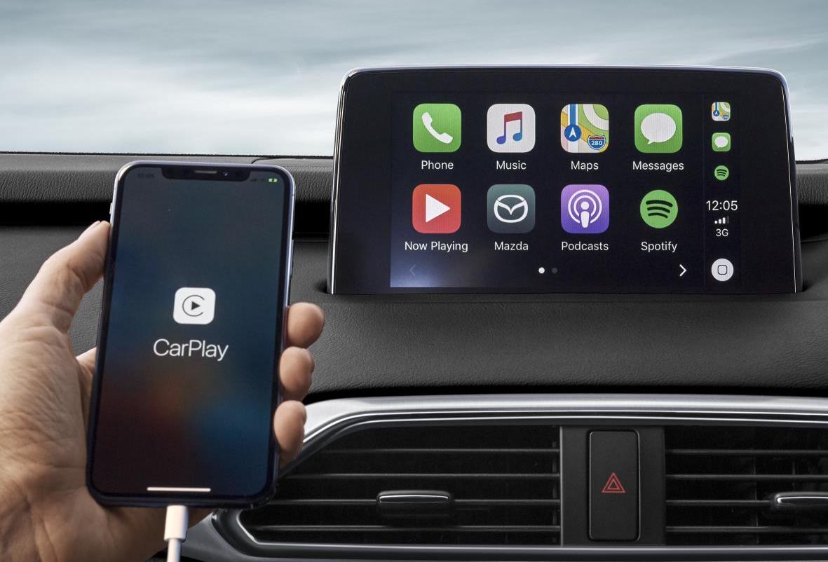 370,000 Mazda owners offered Apple CarPlay / Android Auto