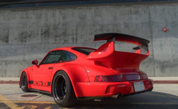 RWB Porsche 911 USA-wing – PerformanceDrive