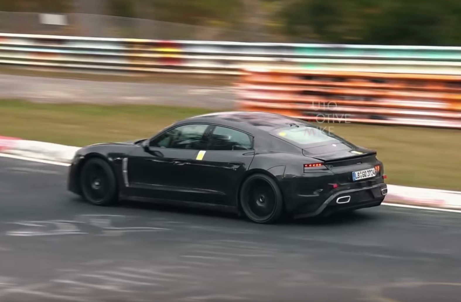 Porsche Taycan spotted at Nurburgring, looks effortlessly fast (video)