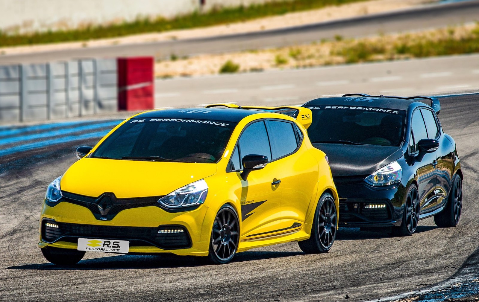 Renault ‘RS Performance’ enhancement parts announced