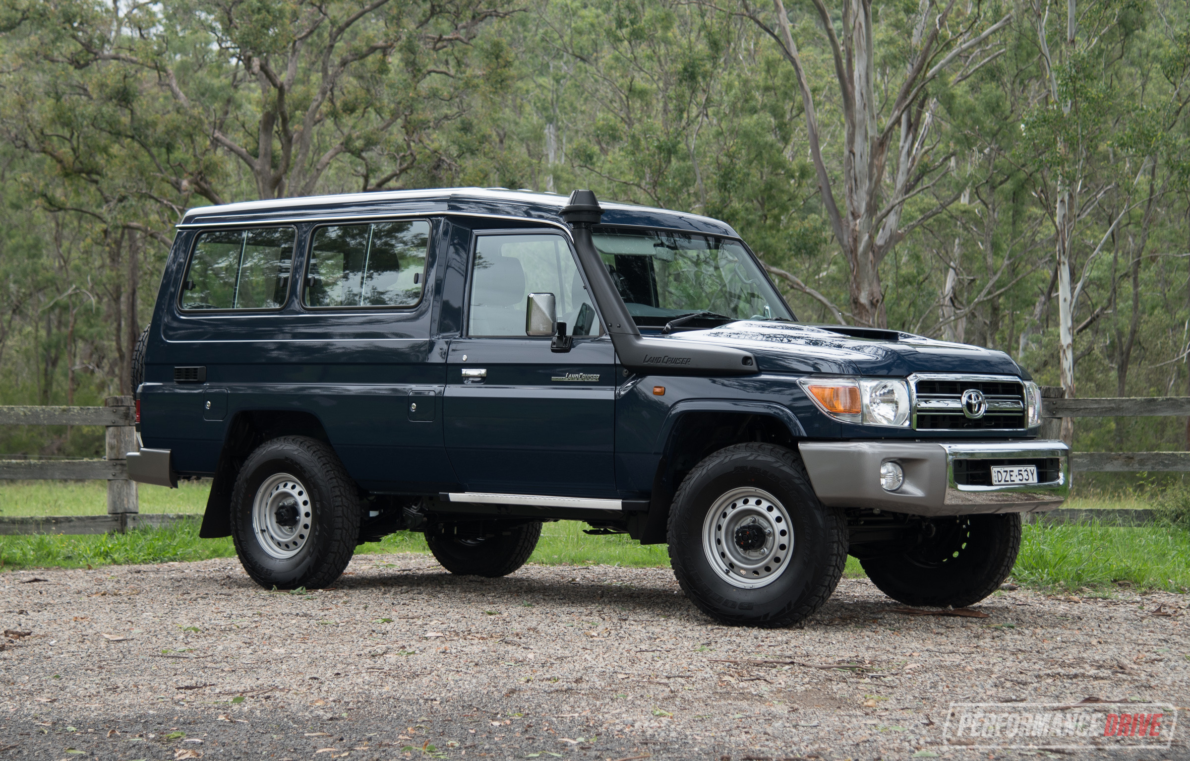 Video: 2018-2019 Toyota LandCruiser 78 Series – Detailed review