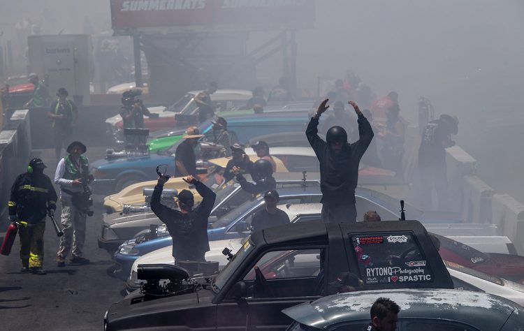 Summernats 32 burnout record – PerformanceDrive