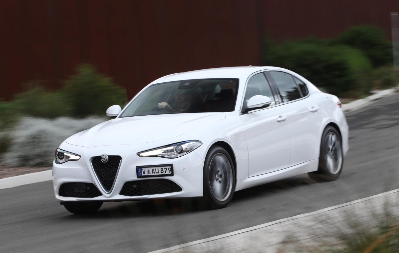 2019 Alfa Romeo Giulia now on sale in Australia from $60,990 ...