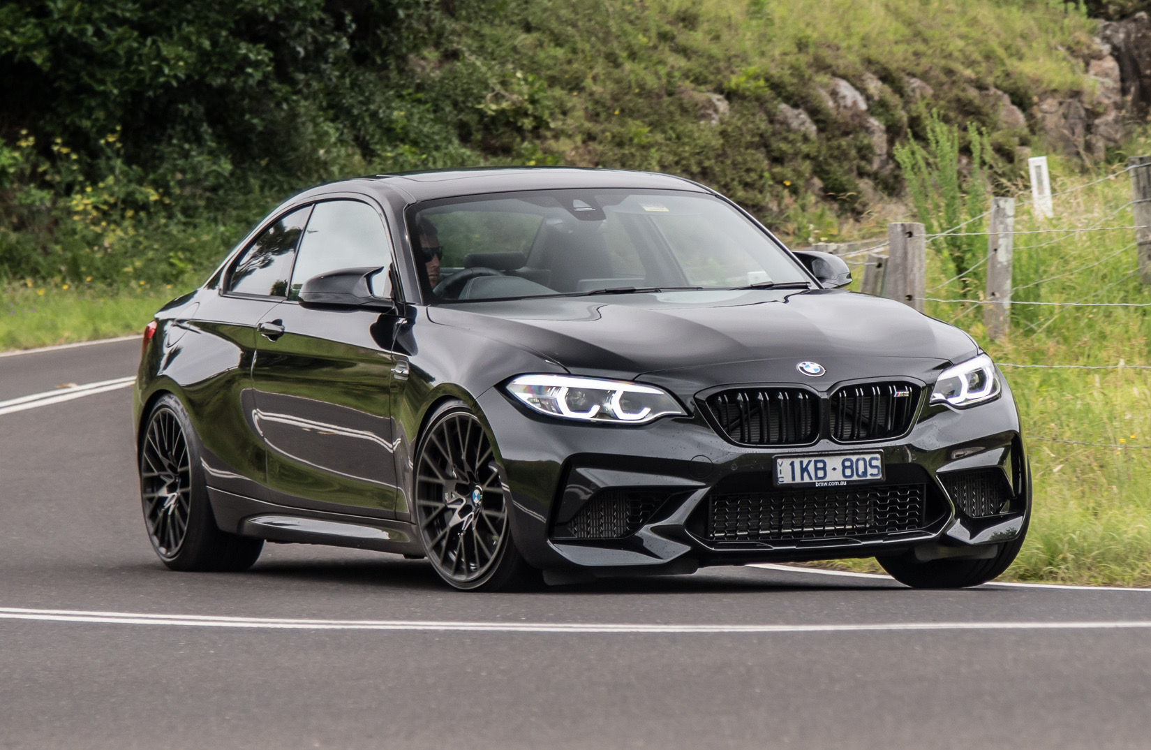 2019 BMW M2 Competition review (video)