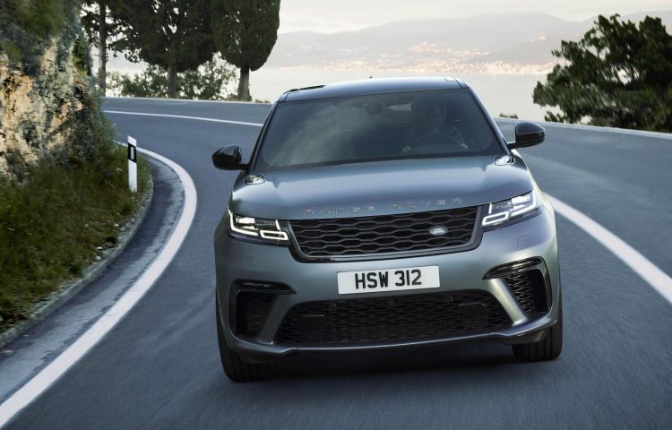 2019 Range Rover Velar SVAutobiography Dynamic-headlights ...