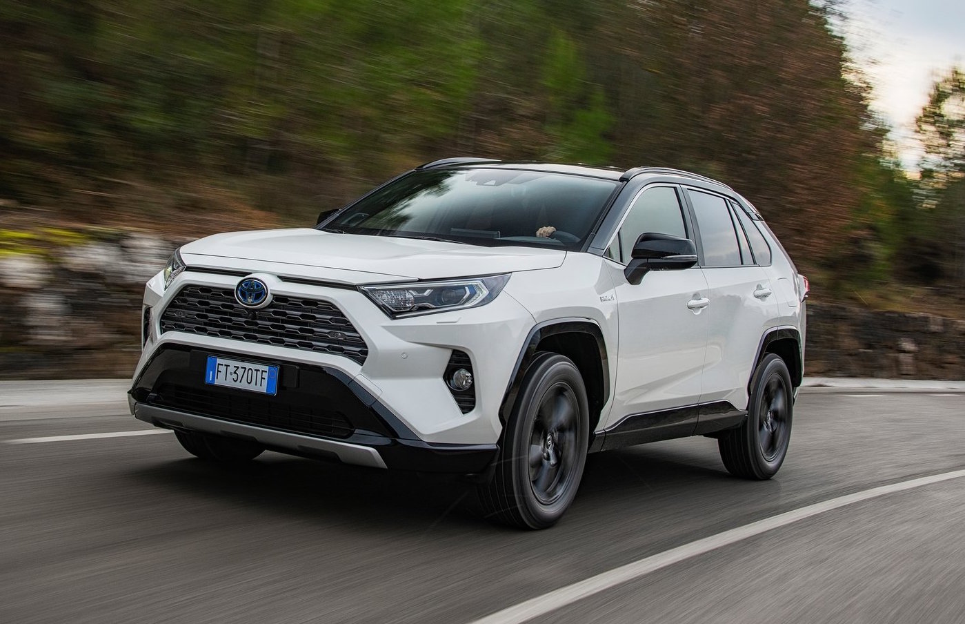 Toyota rav4 2019 характеристики