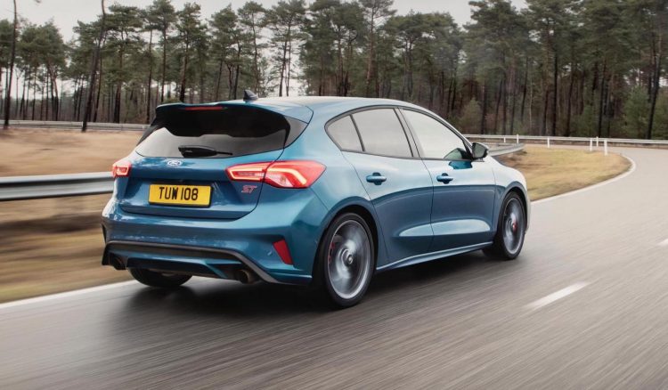 2020 Ford Focus ST-rear – PerformanceDrive