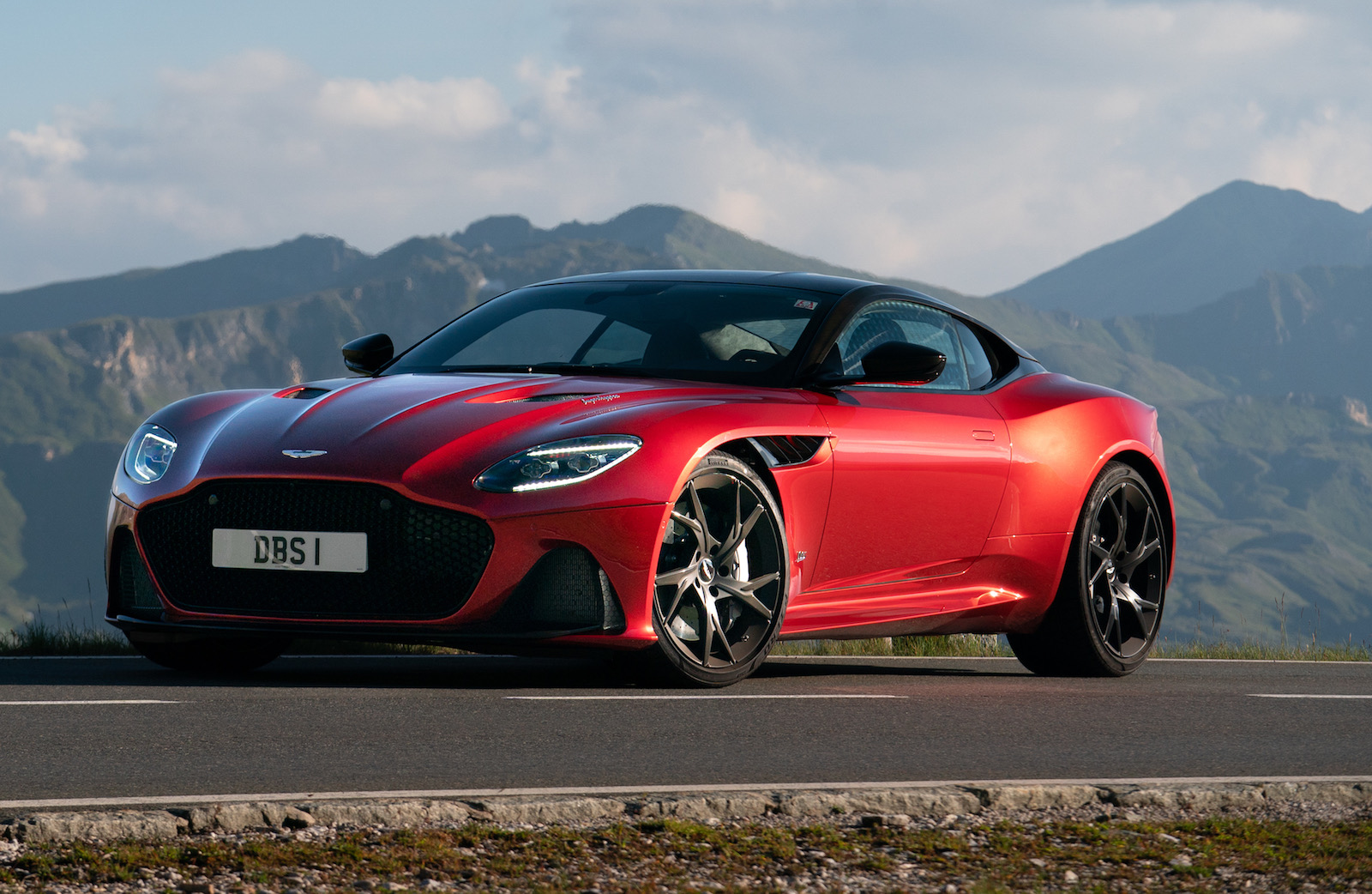 Aston Martin DBS Superleggera arrives in Australia - PerformanceDrive