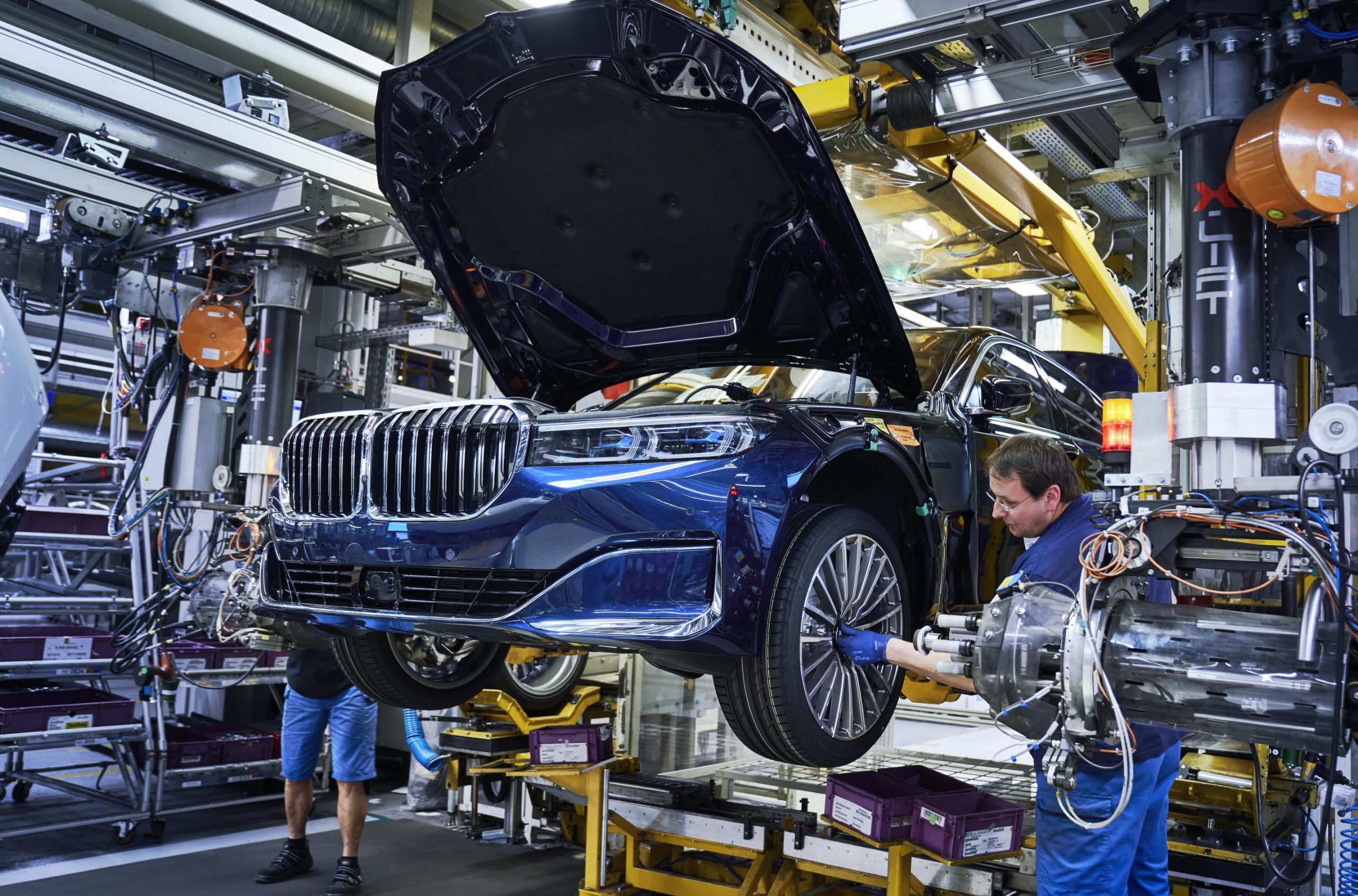 2019 BMW 7 Series production starts at Dingolfing plant