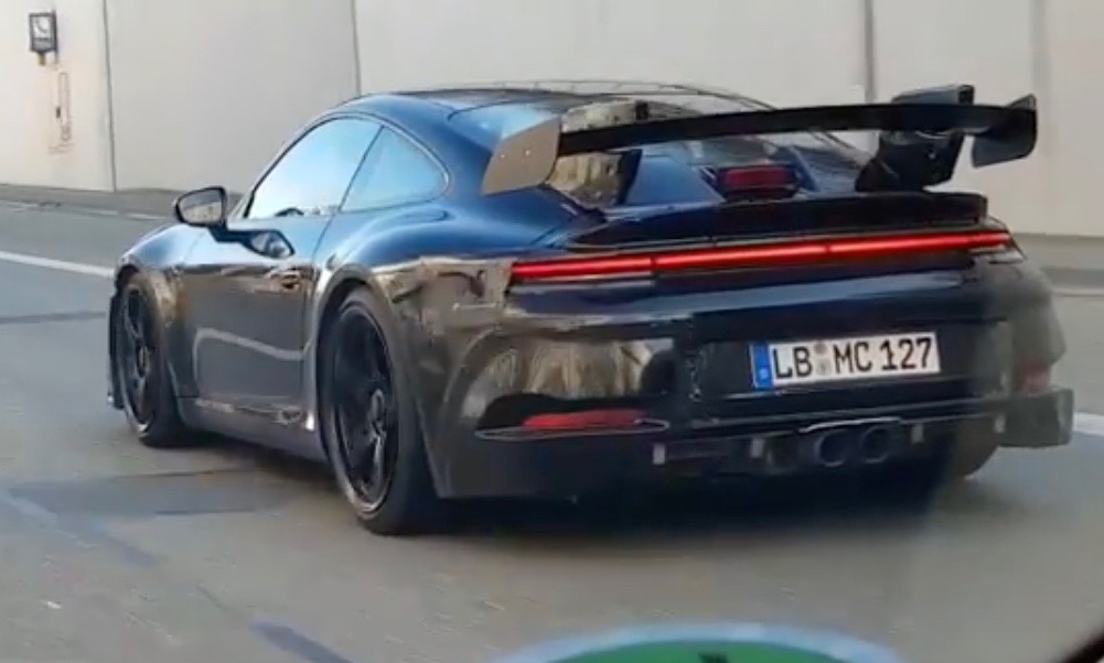 2020 Porsche 911 GT3 prototype spotted on autobahn (video)