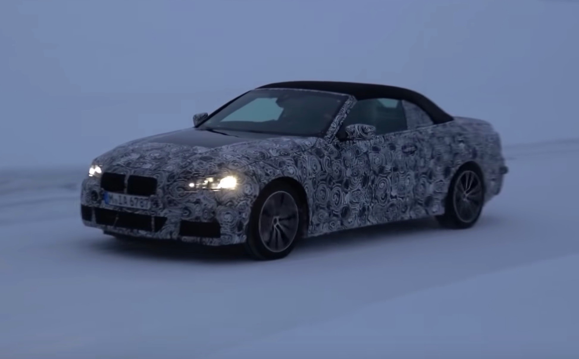 2020 BMW 4 Series convertible spotted, gets soft-top roof (video)