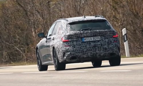 2020 BMW M340i Touring wagon spotted, sounds sick (video)