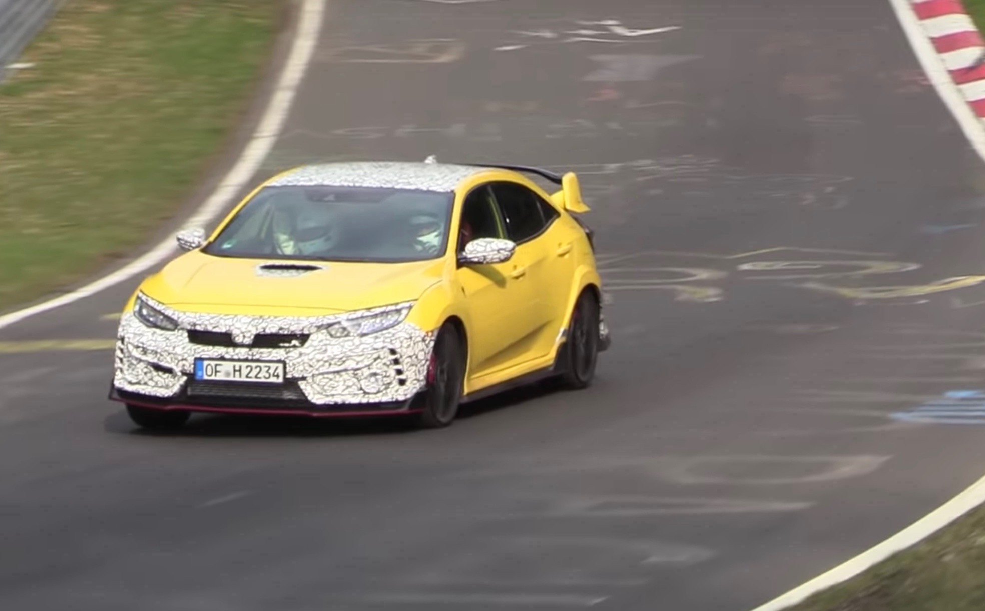 2020 Honda Civic Type R facelift spotted (video)