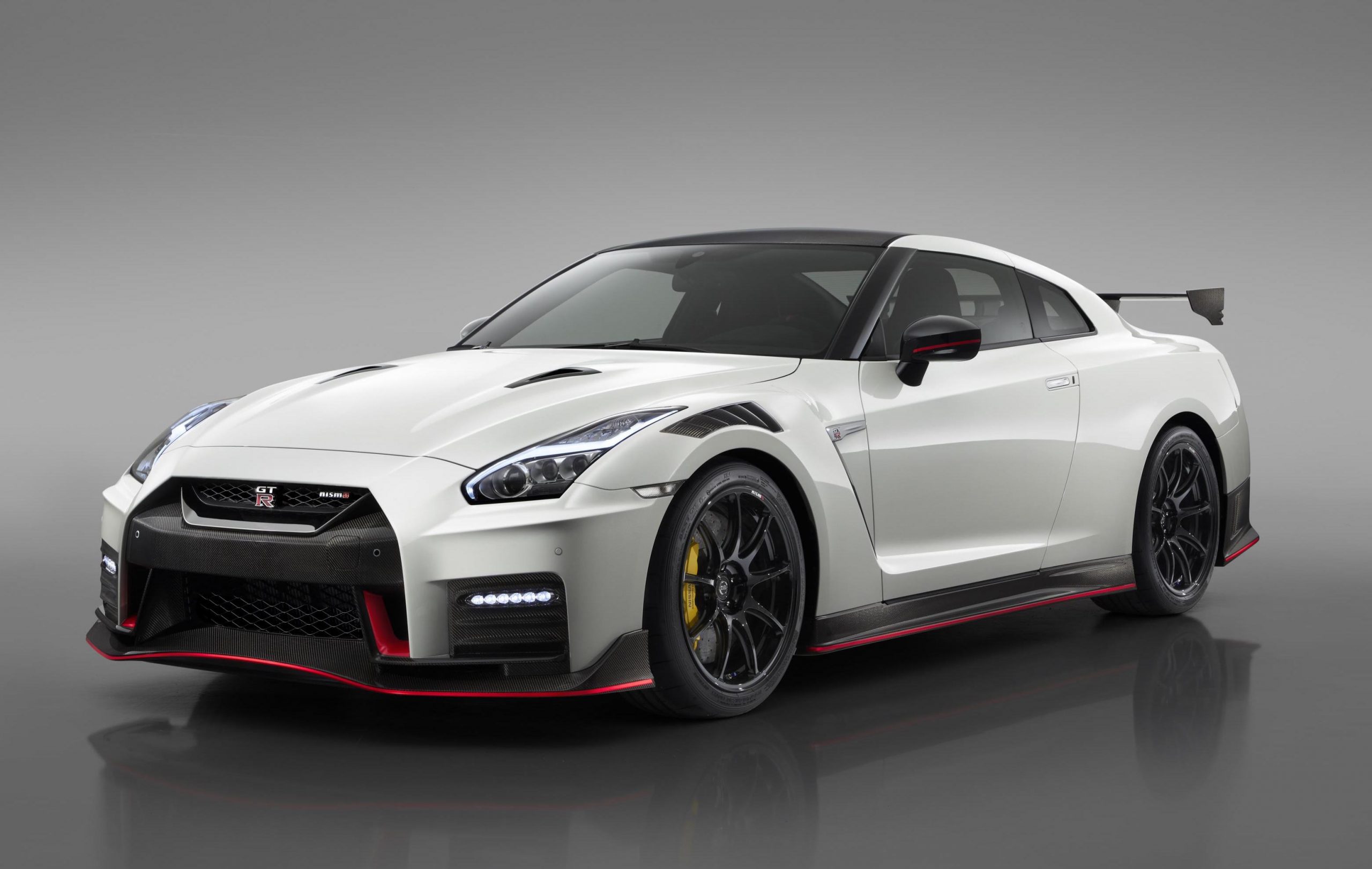 2020 Nissan GT-R Nismo unveiled