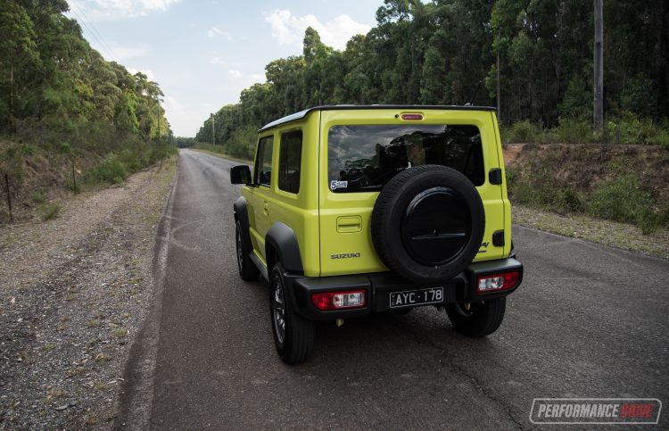 Suzuki Jimny road