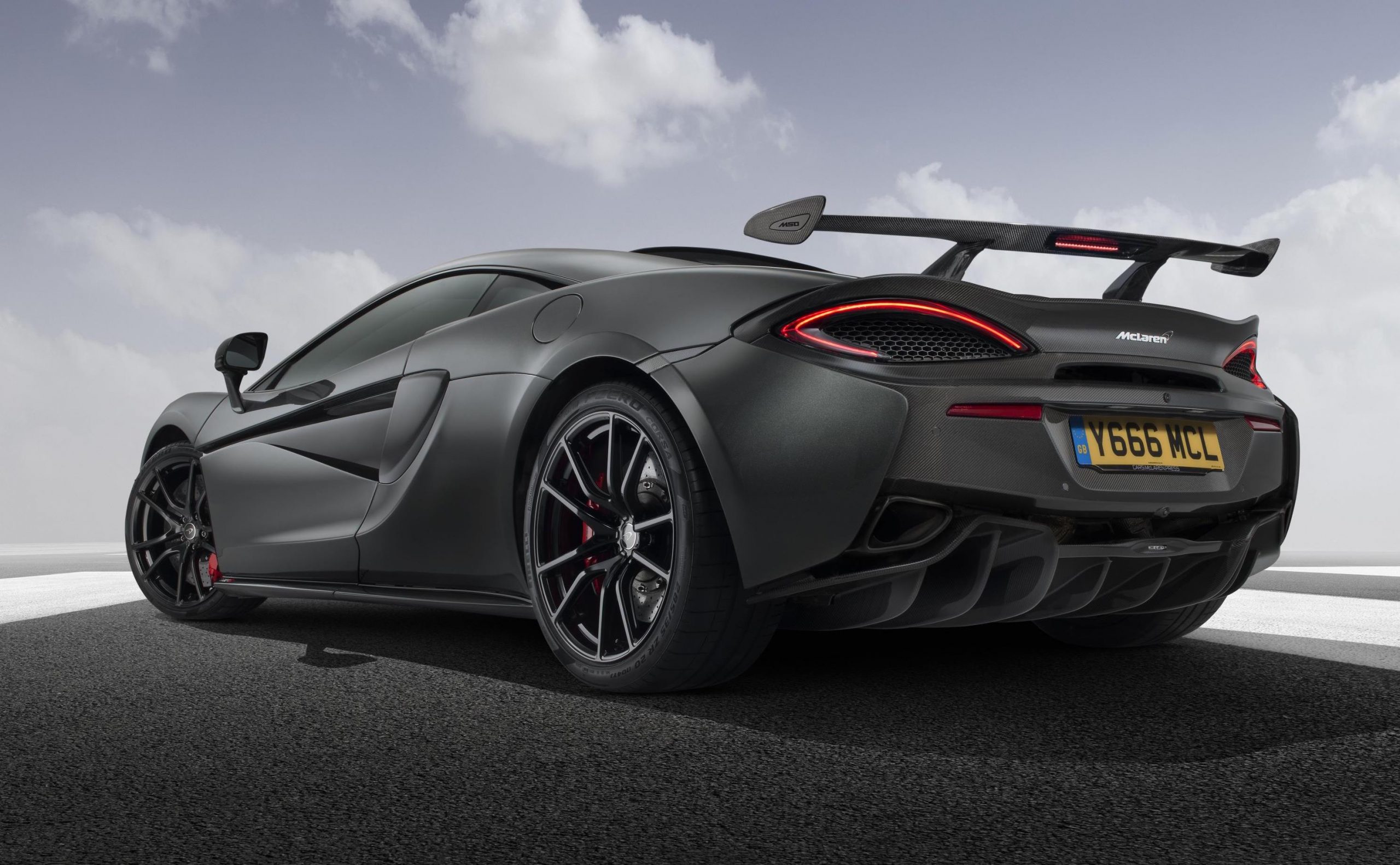 MSO announces High Downforce Kit for McLaren 570S
