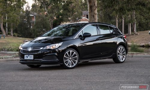 2019 Holden Astra RS-V review (video)