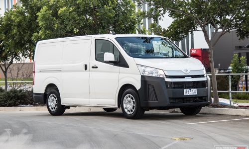 2019 Toyota HiAce review – V6 & Diesel (video)