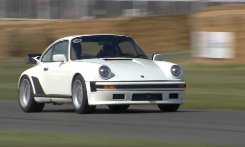 Video: Porsche 911 TAG Turbo with 1.5L V6 F1 engine sprints up Goodwood