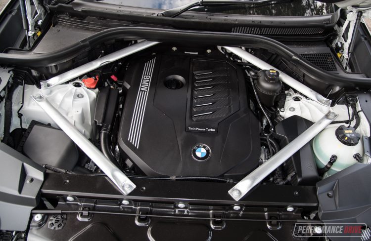 2019 BMW X5 xDrive40i M Sport-engine – PerformanceDrive