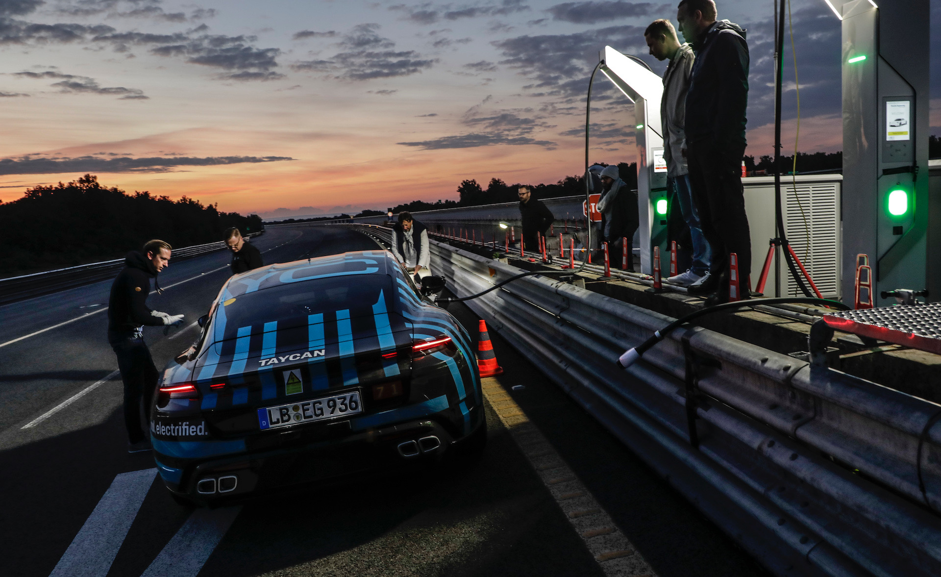 Porsche Taycan completes 24hr endurance test at Nardo