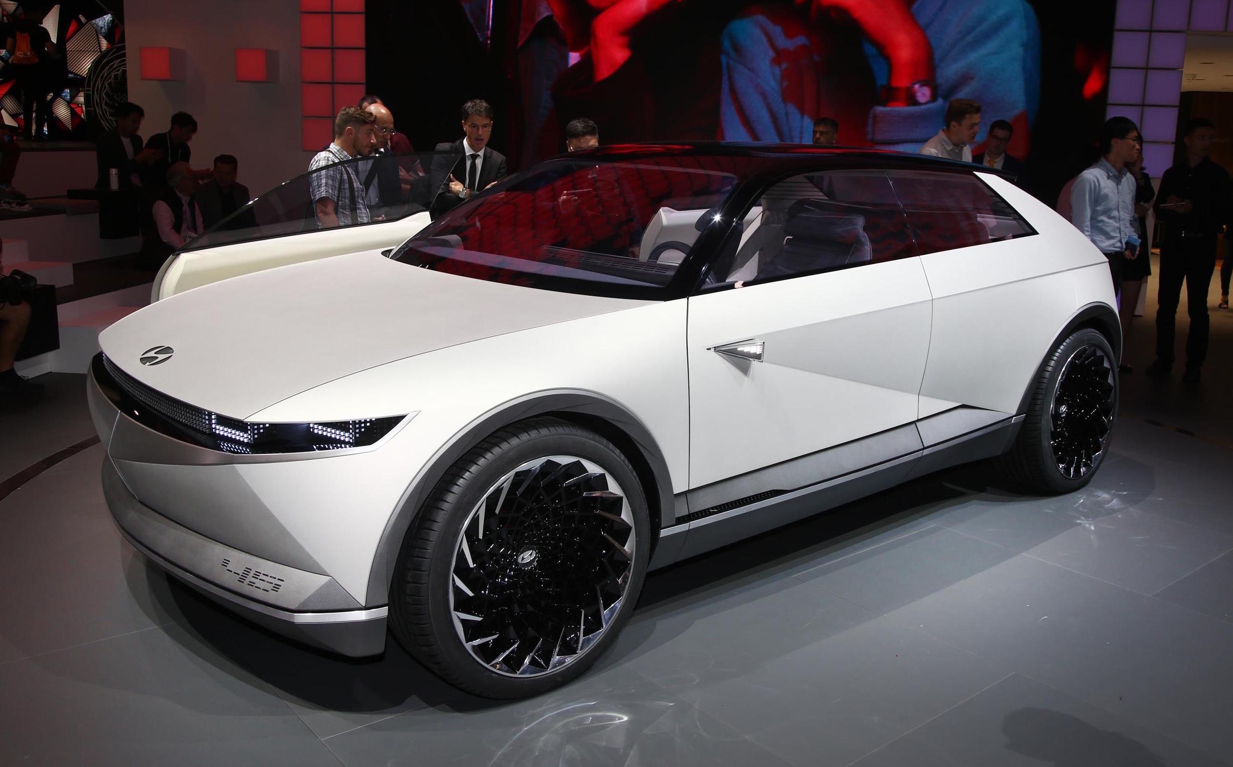 Hyundai 45 EV Concept revealed at Frankfurt show
