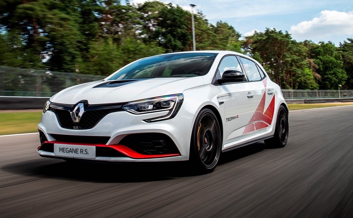 Renault Megane RS Trophy-R on sale in Australia from $74,990