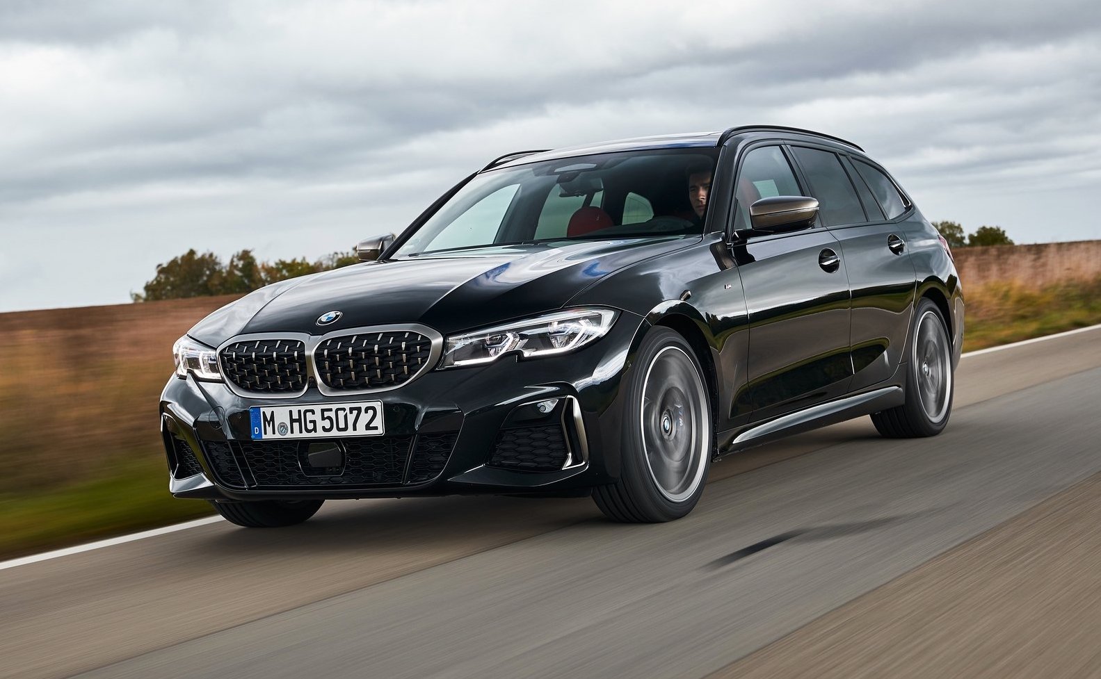 BMW launches M340i Touring, with First Edition