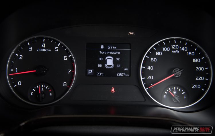 2020 Kia Seltos Sport+ AWD-tyre pressure monitor – PerformanceDrive