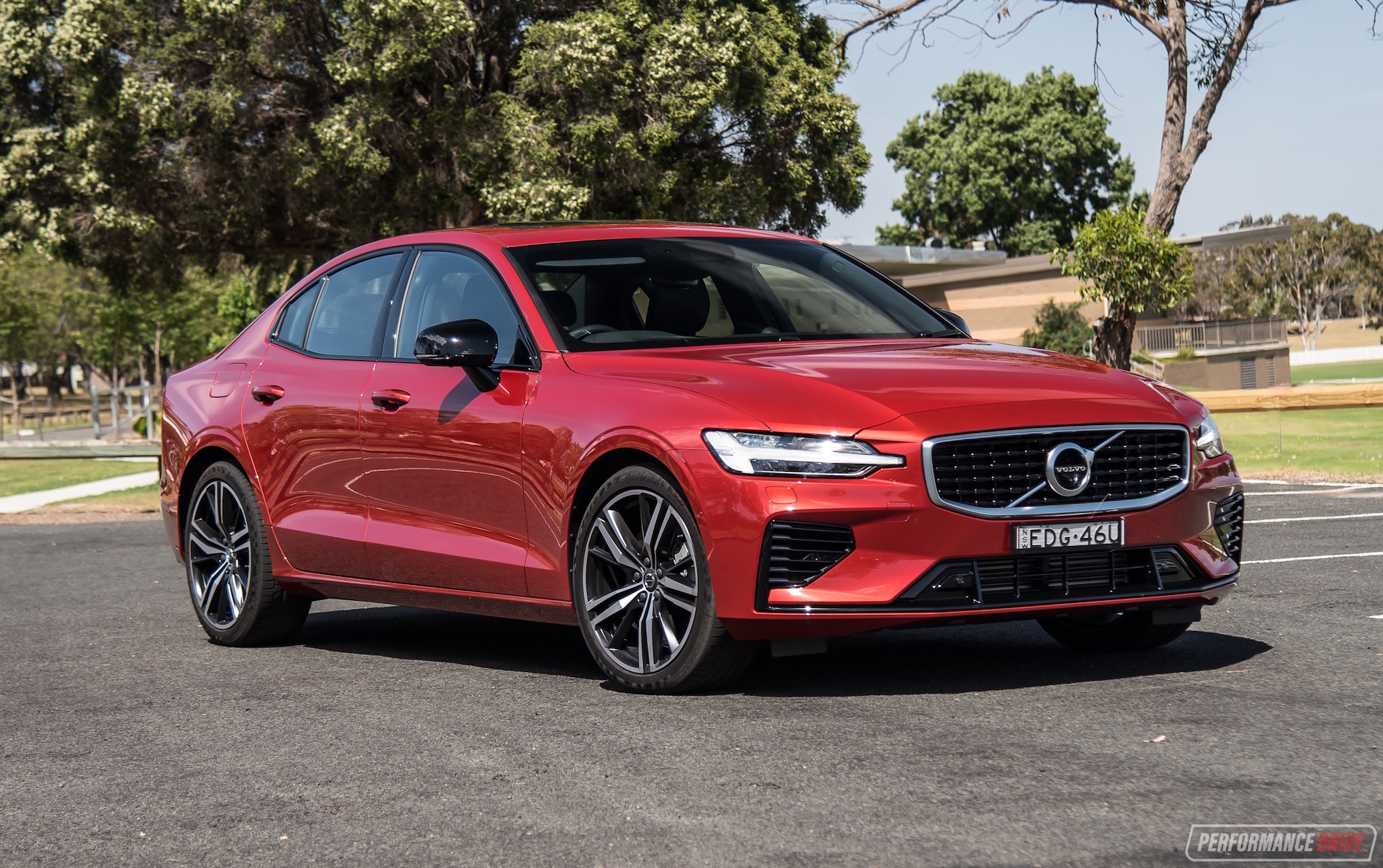 Volvo S60 R Design