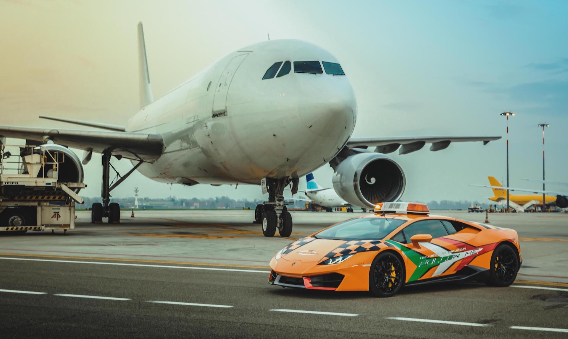 Bologna airport gets Lamborghini Huracan for taxiing aircraft