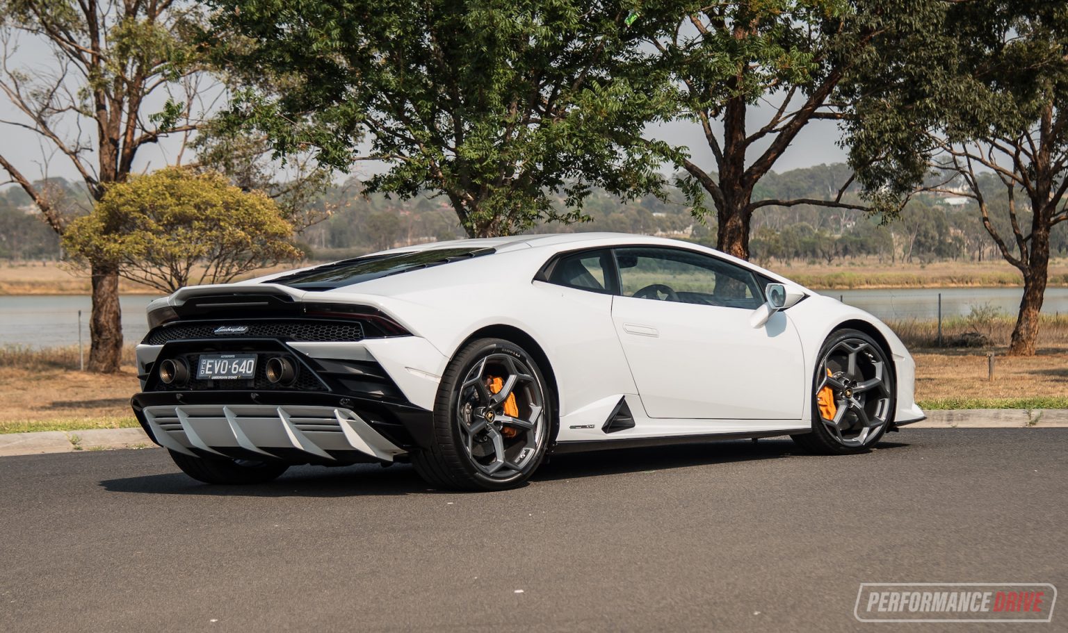 2020 lamborghini huracan evo