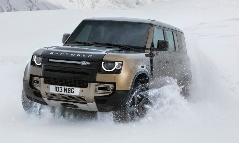 2020 Land Rover Defender 110-snow