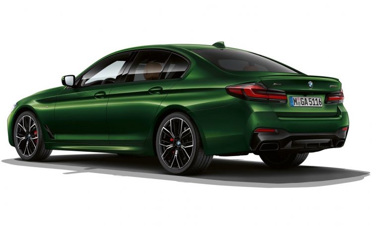 2021 BMW M550i-rear