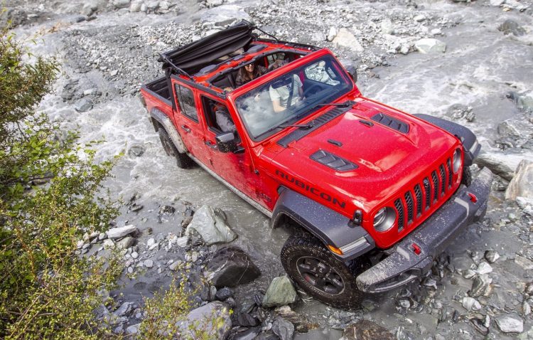 2020 Jeep Gladiator-removable roof