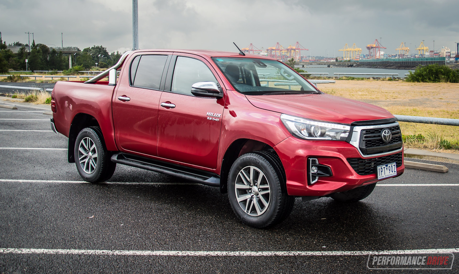2020 Toyota HiLux SR5 review