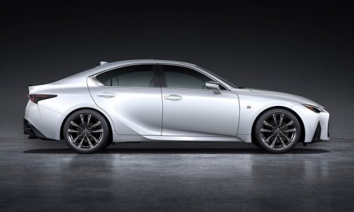 2021 Lexus IS sedan officially unveiled, F Sport looks hot