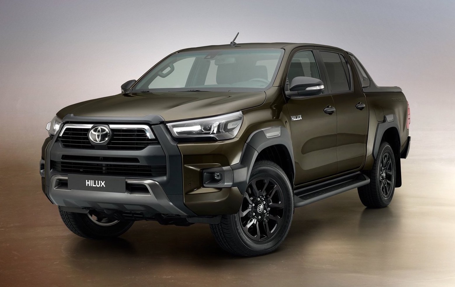 Official: 2021 Toyota HiLux, more power for 2.8 turbo-diesel
