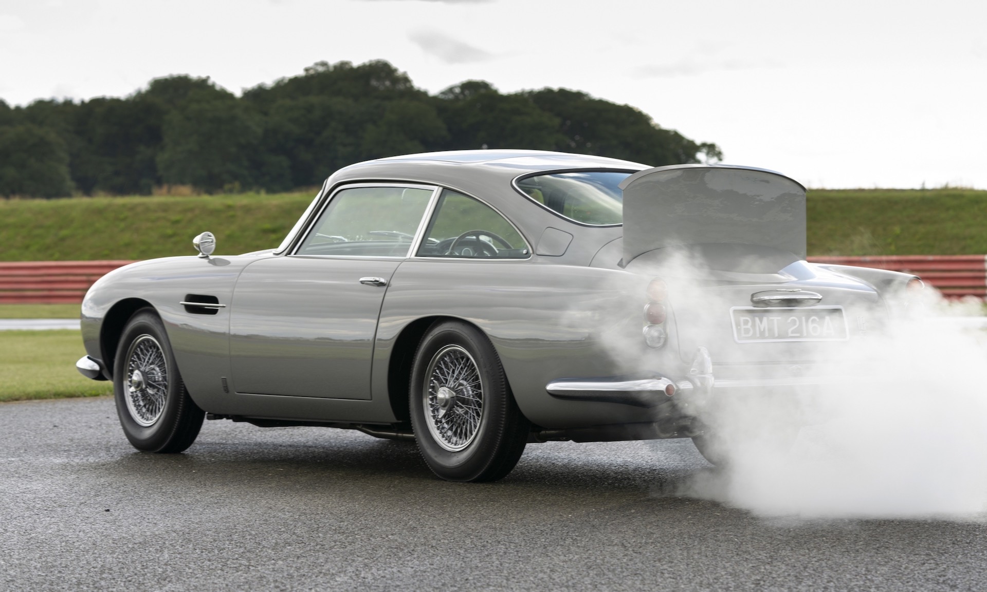 Video: Aston Martin shows off first DB5 Goldfinger Continuation