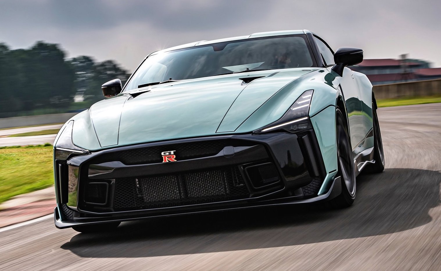 Nissan R36 GT-R set for 2023, KERS hybrid likely – report